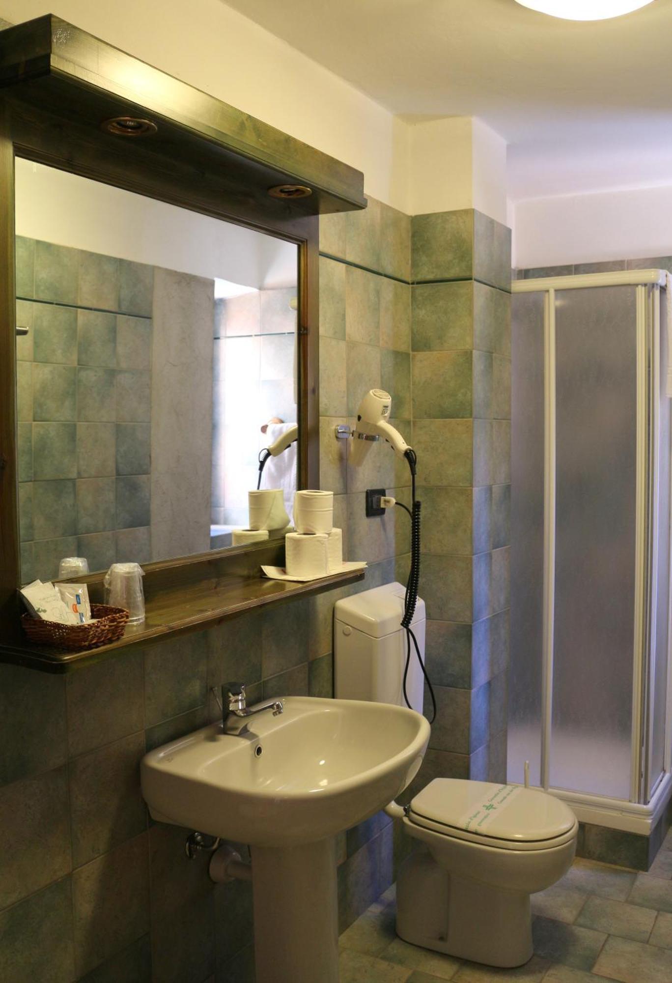 Hotel Bucaneve Bardonecchia Habitación foto