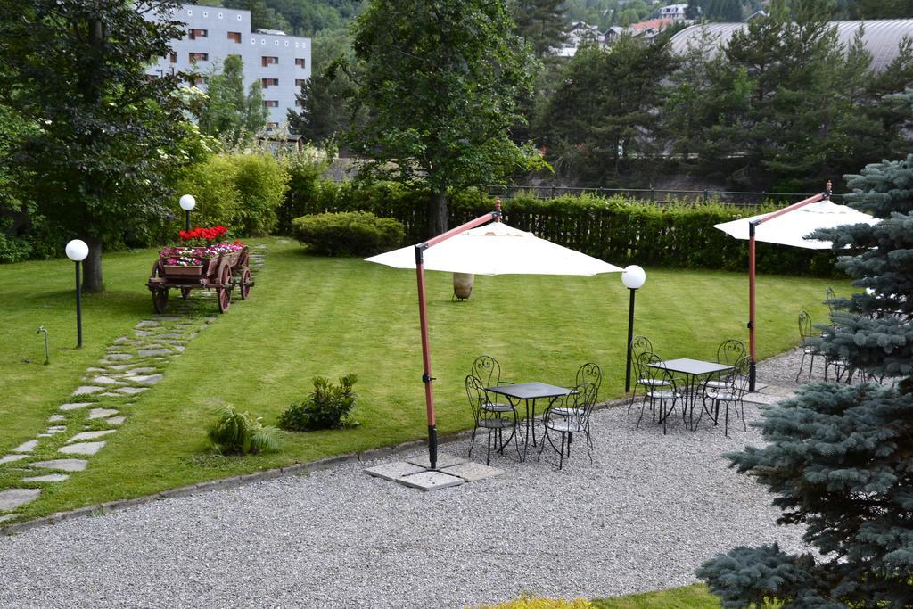 Hotel Bucaneve Bardonecchia Exterior foto